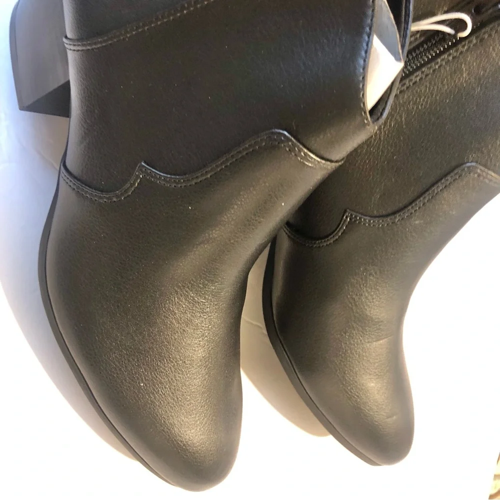 Old Navy Size 10 Black Ankle Boots Western style low stacked heels NEW
